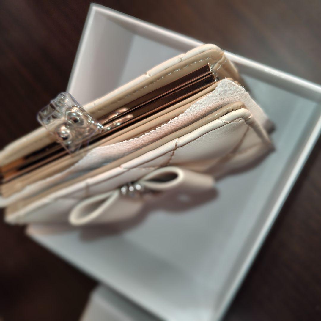 ジルスチュアート　ビジュキルティング二つ折り財布　新品　ピンク　キルト　リボン