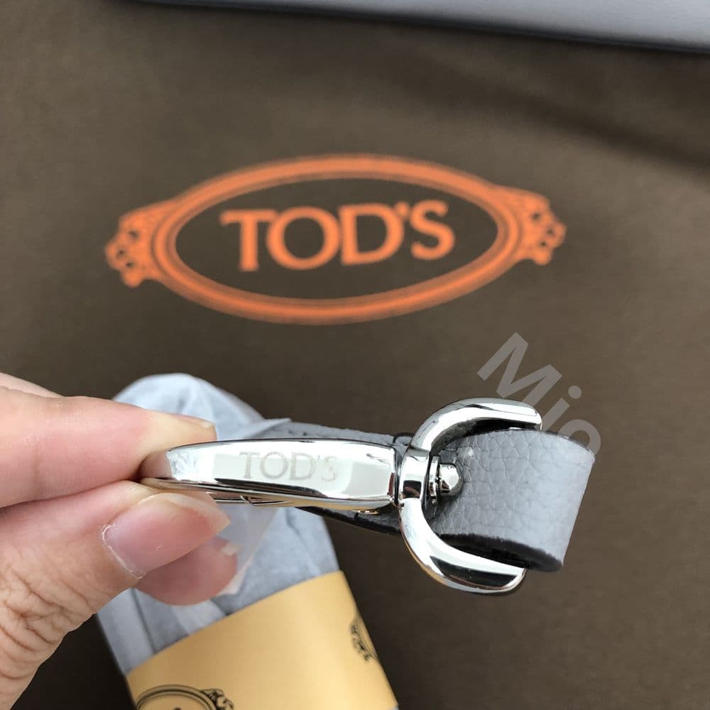 送料込み！トッズ T タイムレス ショルダーバッグ