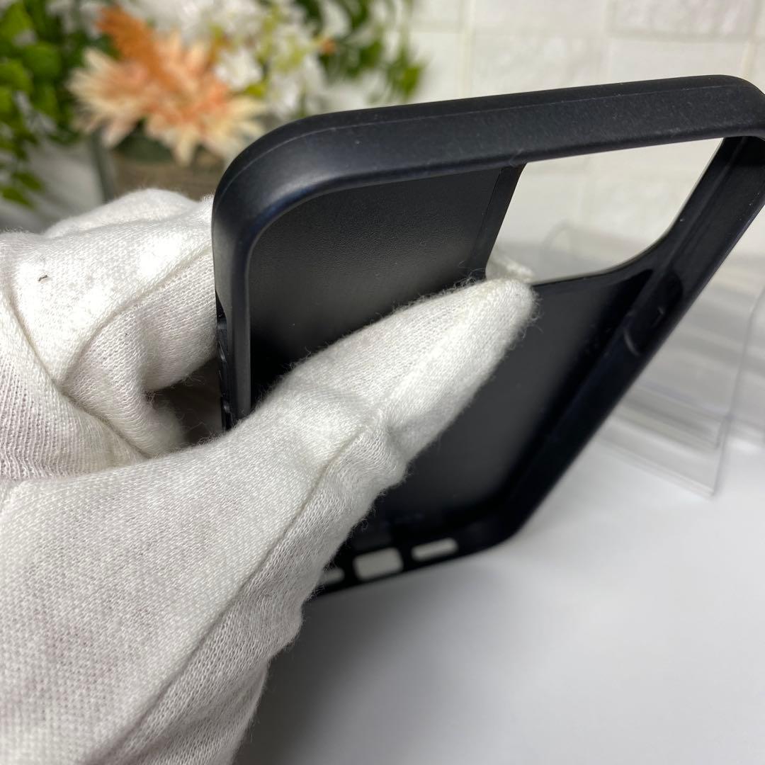 良品 PRADA iPhone12/12pro 黒 スタッズ トライアングル