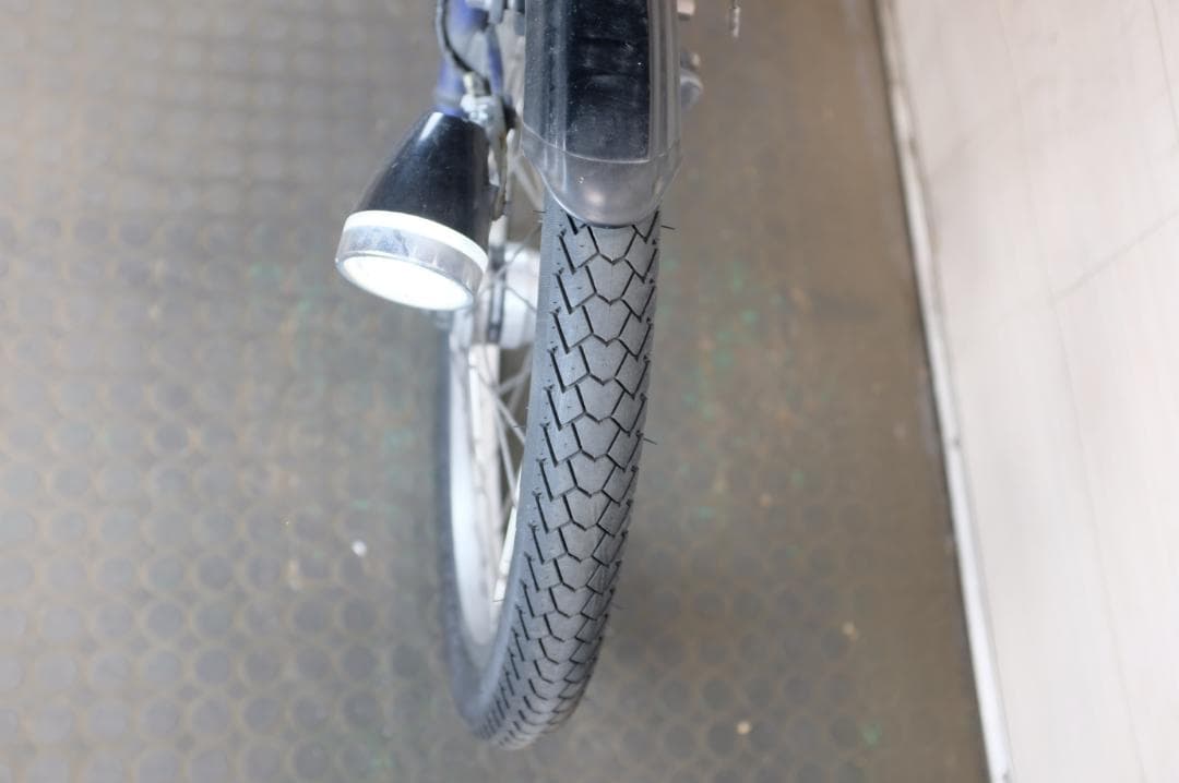 パナソニック　ギュット　20インチ　3段　8.9Ah（5点灯）充電器あり