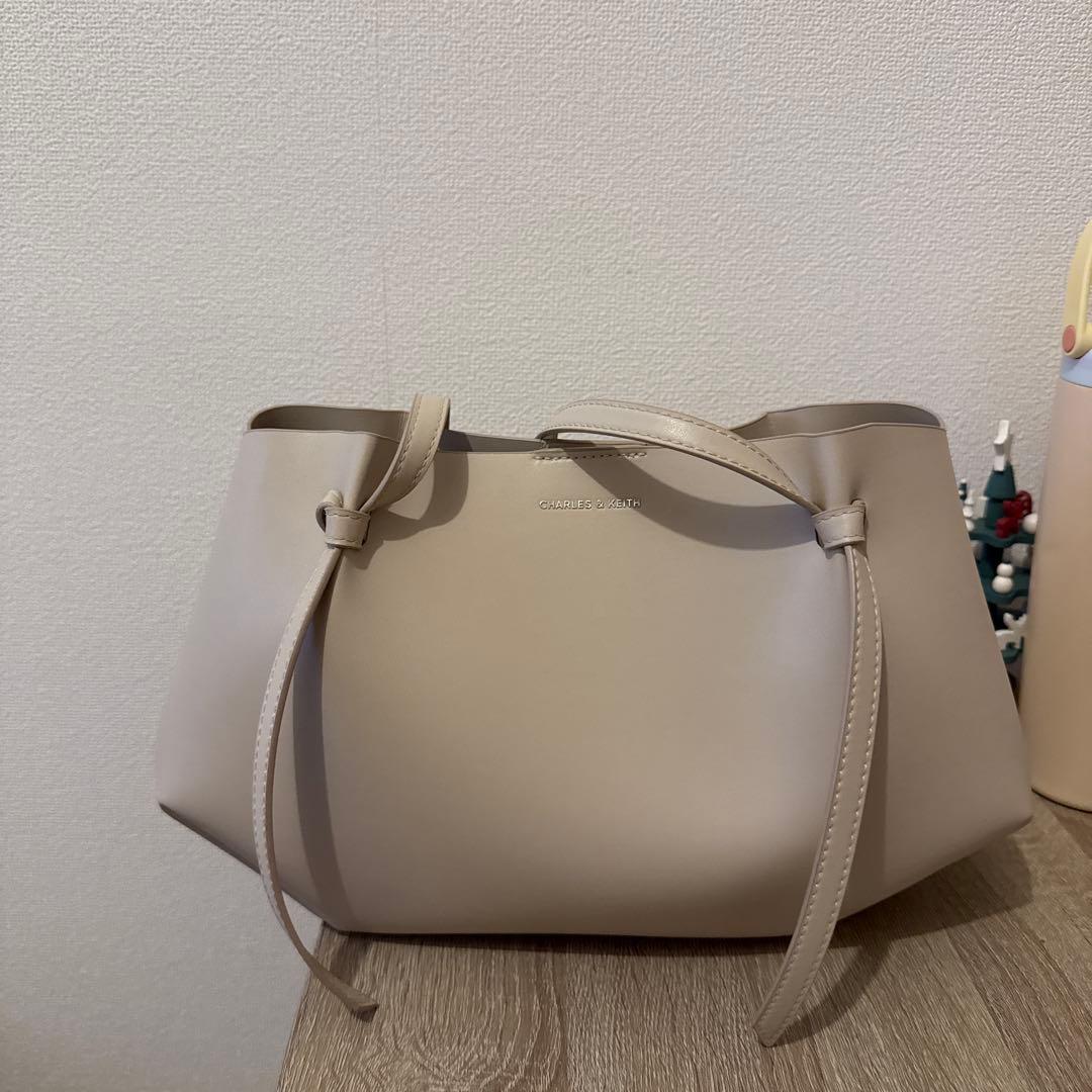 「最終値下げ！」2月1日まで購入可能 Callaトートバッグ - オーツ