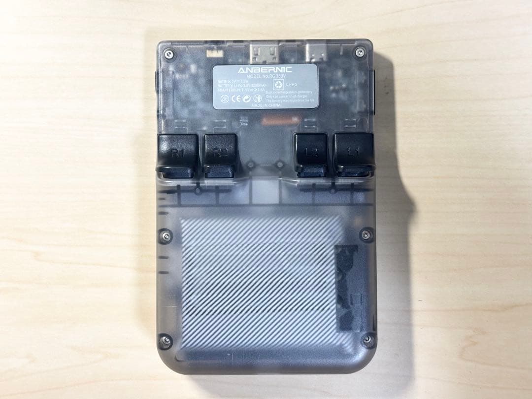 ANBERNIC RG353V クリアブラック