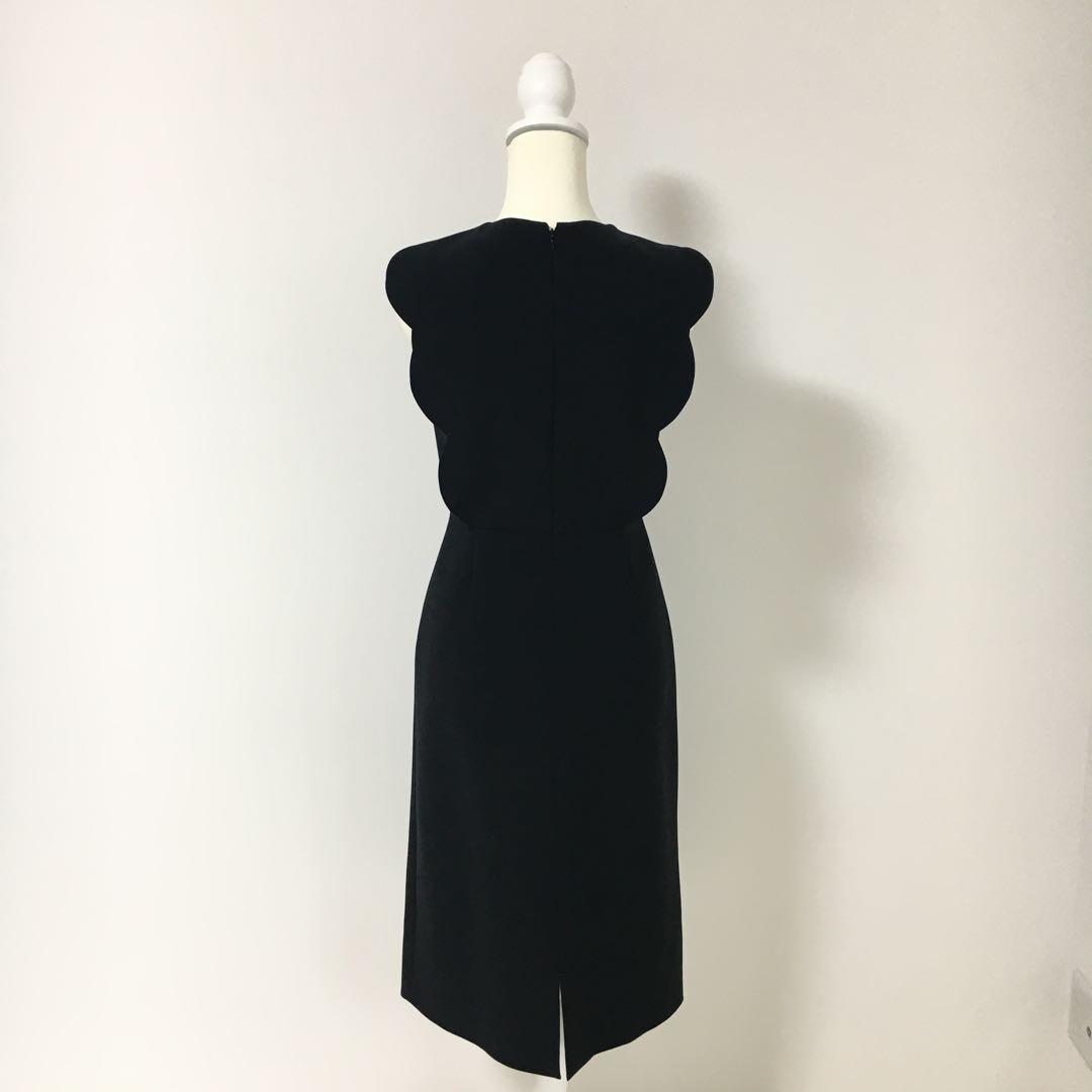 美品　YOKO CHAN ヨーコチャン　スカラップ　パール　ワンピース