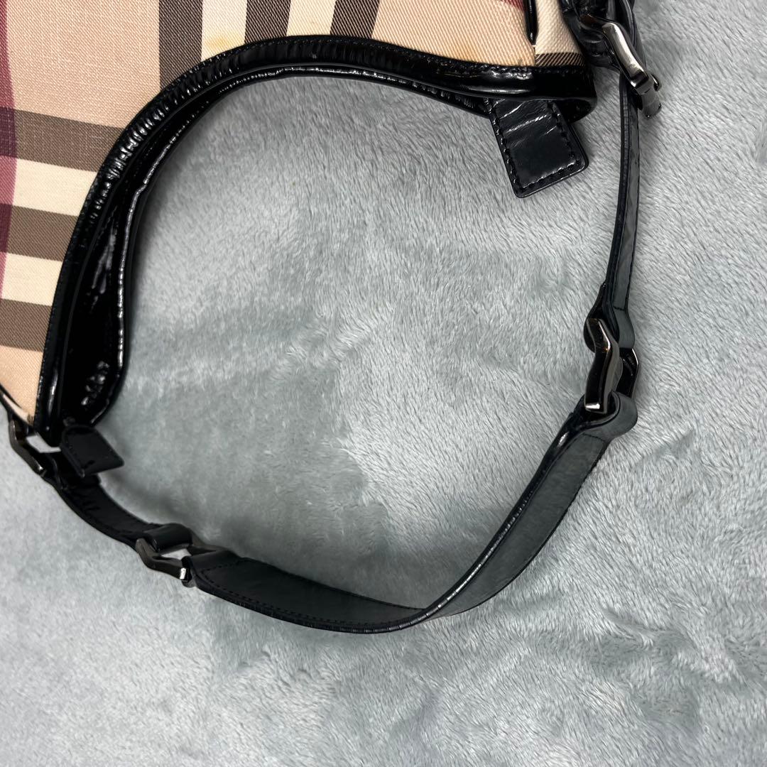 Burberry バーバリー ワンショルダーバッグ ノバチェック PVC