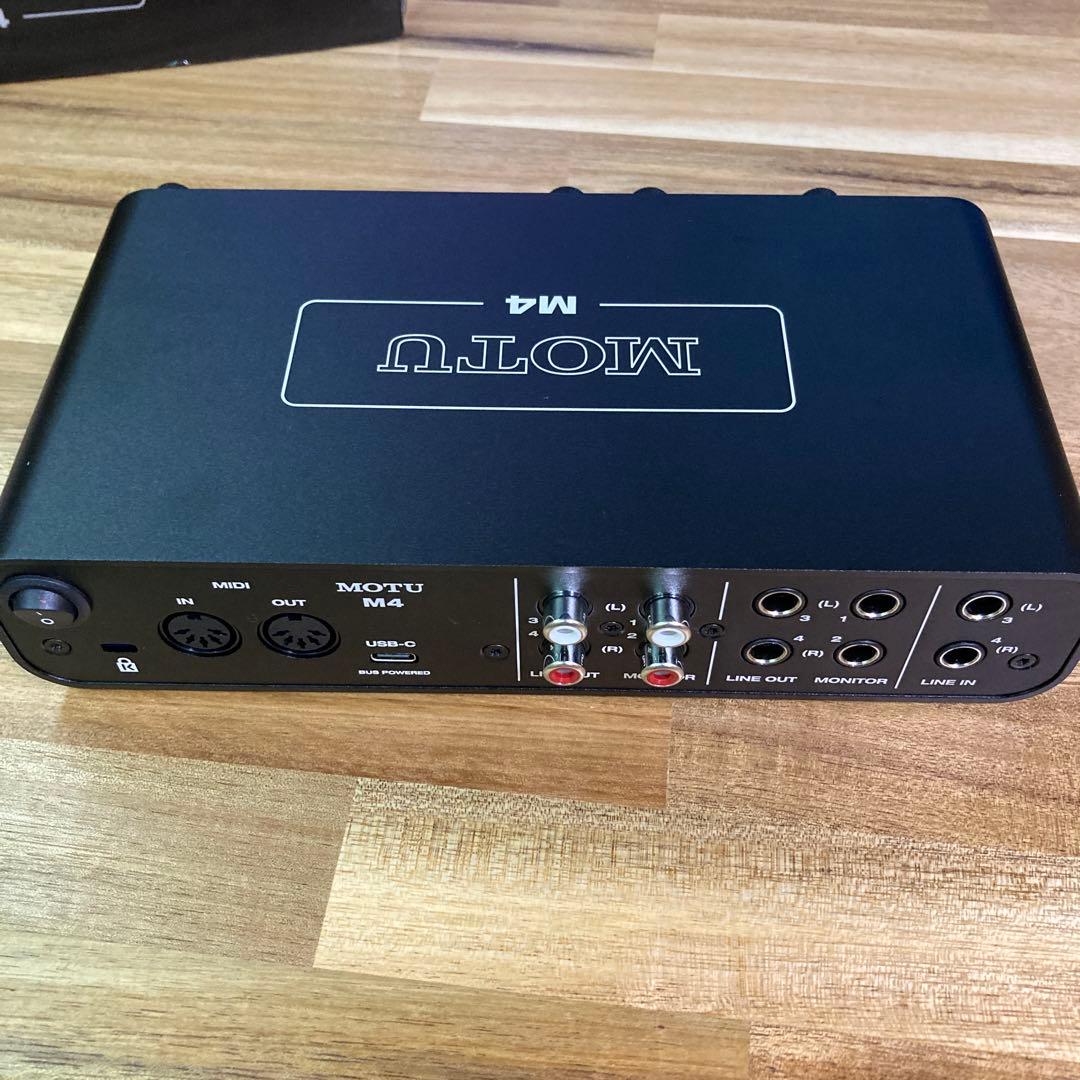 ［極美品］MOTU M4 4-in/4-out オーディオインターフェース