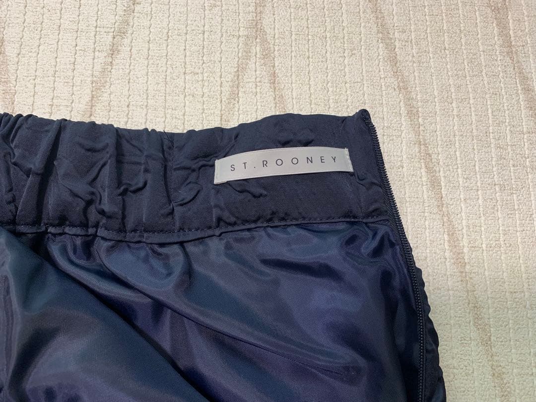 ST.ROONEY　セントルーニー　エンボス　ショートパンツ