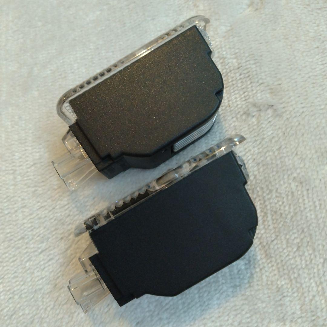 Audi 純正ドアエントリーライト(フォーリングス)