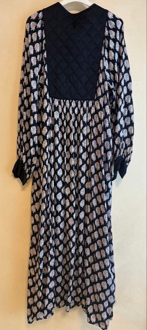 【美品】ヌキテパ　ワンピース　Mサイズ