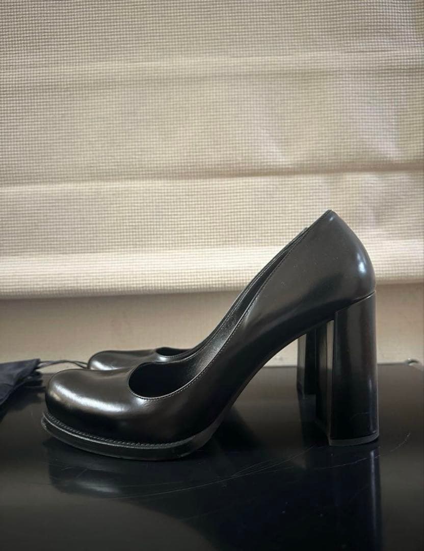 PRADA ブラックヒール 38 サイズ　チャンキーヒール