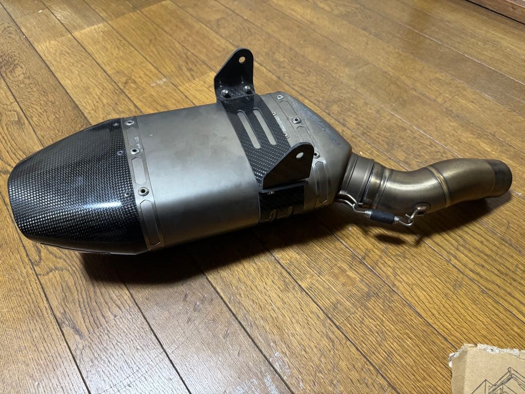 ZX-6R ZX600P ‘07 ‘08 アクラポビッチ スリップオンマフラー