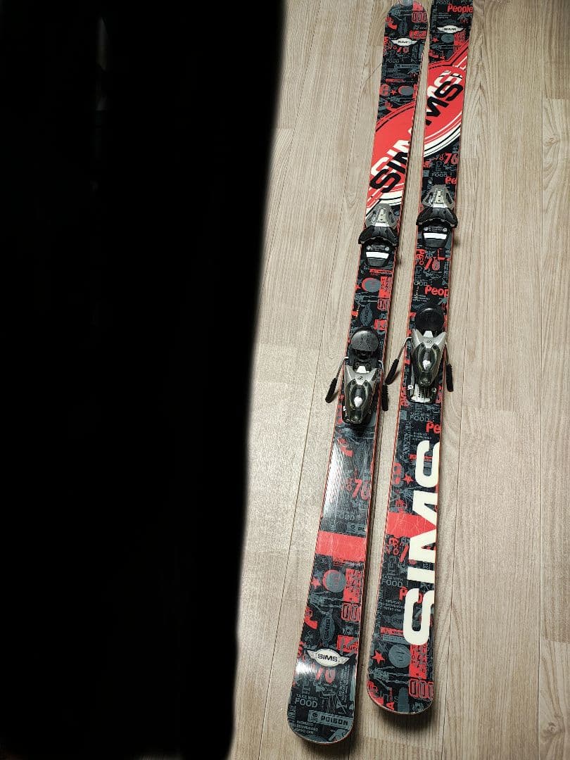 【フリースタイル☆】175cm　SIMSスキー板♪　ツインチップ！