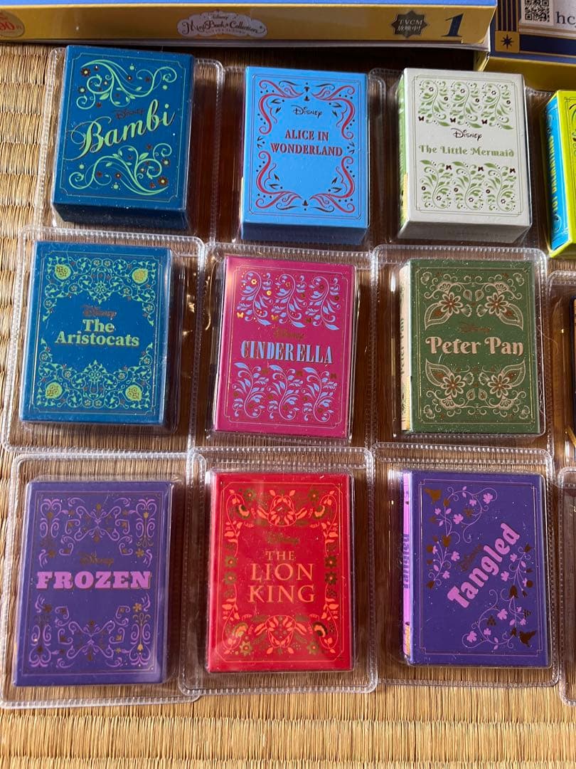 Disneyミニブックコレクション 新品