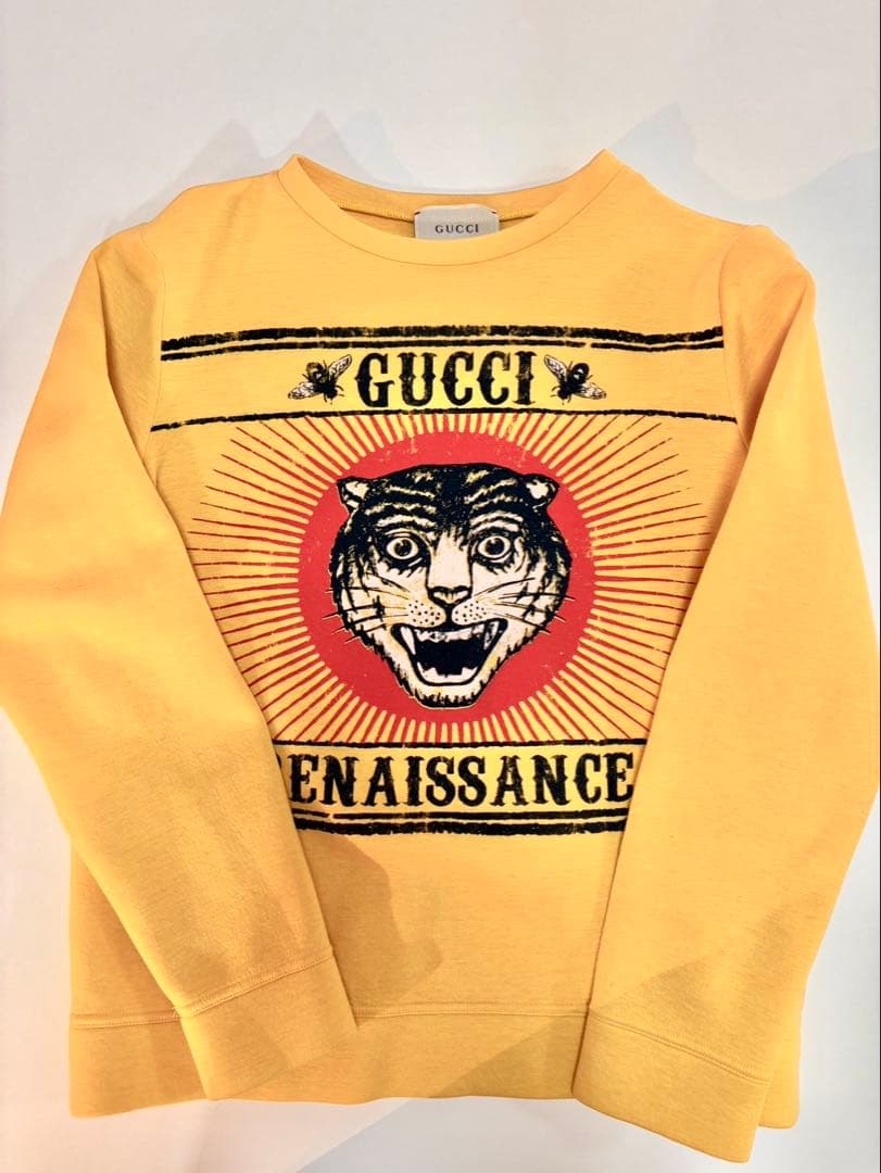 GUCCIグッチ タイガー ビー柄スウェットチルドレン大人も着用可能