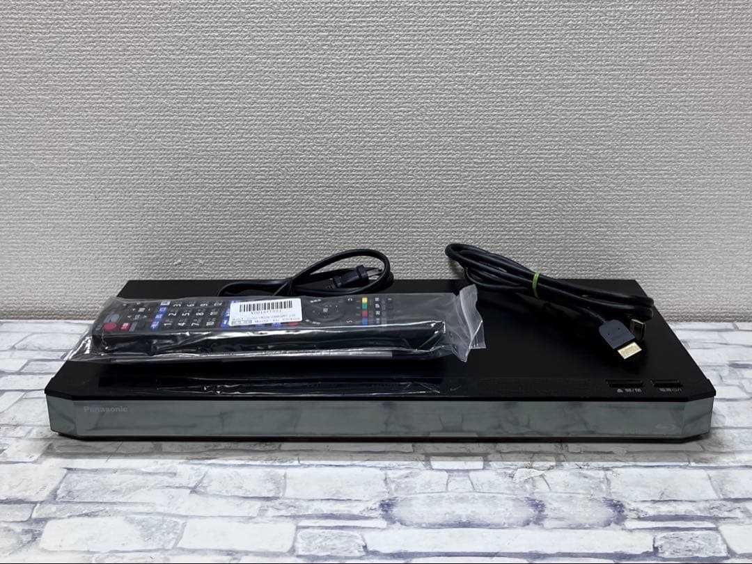 1TB 3番組録画　パナソニック　ブルーレイレコーダー　DMR-BRZ1000