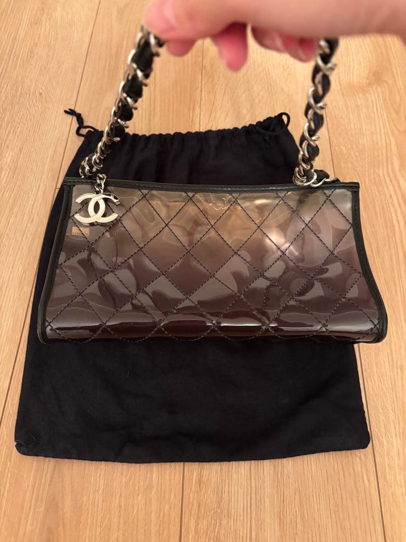CHANEL 黒 クリア キルティング ショルダー パーティーバッグ