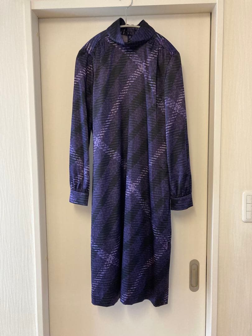 DAKS ダックス　ワンピース　ミディ丈　長袖　紫　ドレス　ボウタイ