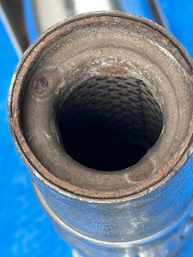 RC42 右側純正マフラー　平成２０年式より取外し品