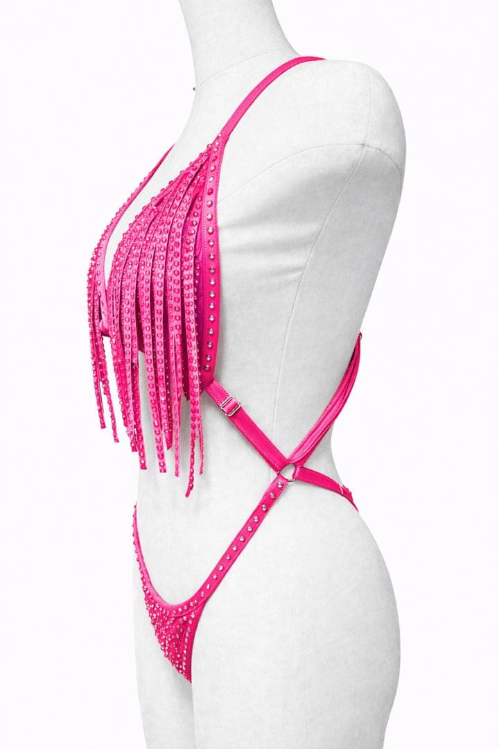 フリンジ付きピンクビキニ　ポールダンス