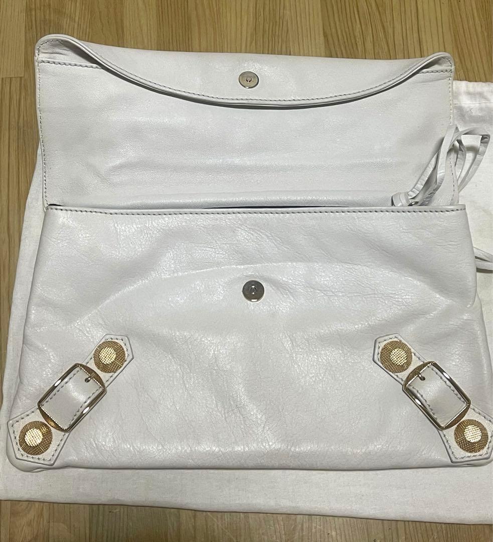 BALENCIAGAジャイアントエンべロープ　スタッズ　クラッチバッグ