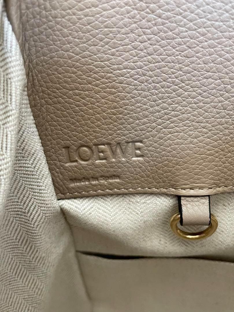 L★OEWE ベージュ レザー トートバッグ