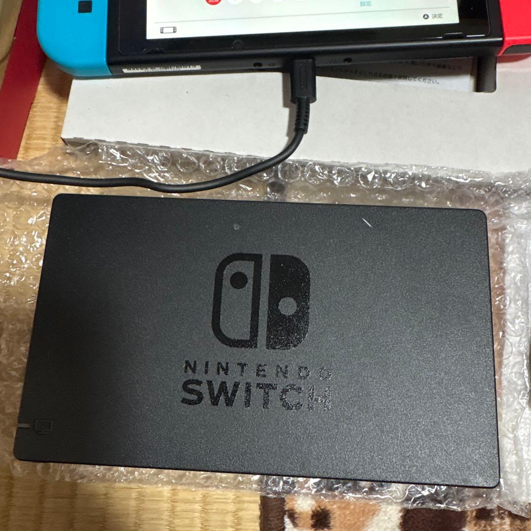 Nintendo Switch 本体 赤/青　グリップコントローラ付