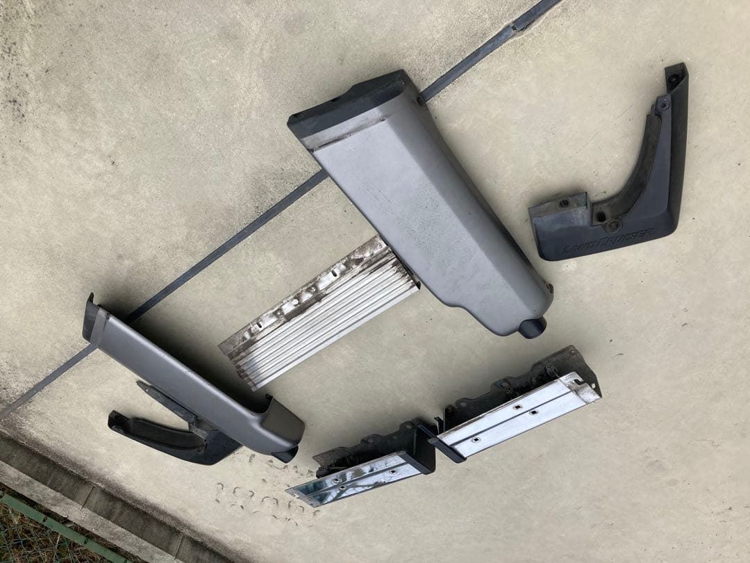 リアバンパー、ランクル70、GRJ76※マッドフラップは付属しません