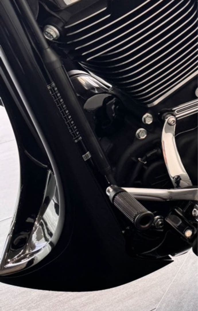 トライジャ製チンスポイラー　ブレイクアウト用