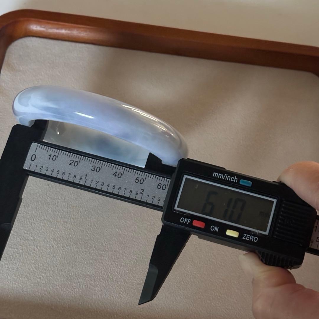 Alicia-shiva　ミャンマー産天然本翡翠A貨糯氷種紫色 バングル