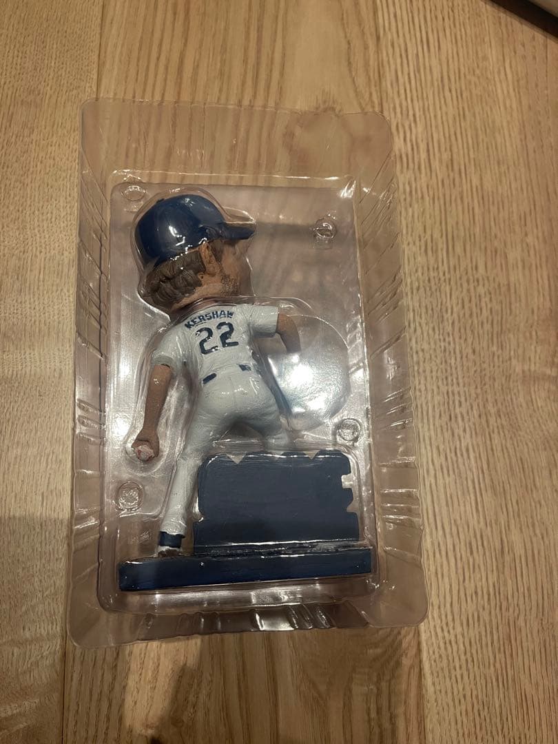 ドジャース　カーショウ 3000奪三振 記念ボブルヘッド