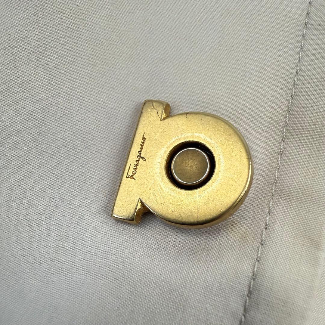 専用 サルヴァトーレフェラガモ ステンカラーコート ベルト ガンチーニ 金具