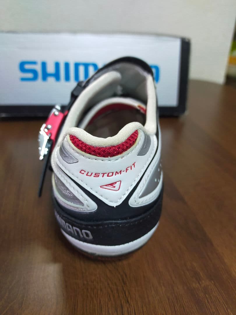 SHIMANO SH-R240 シューズ 38サイズ