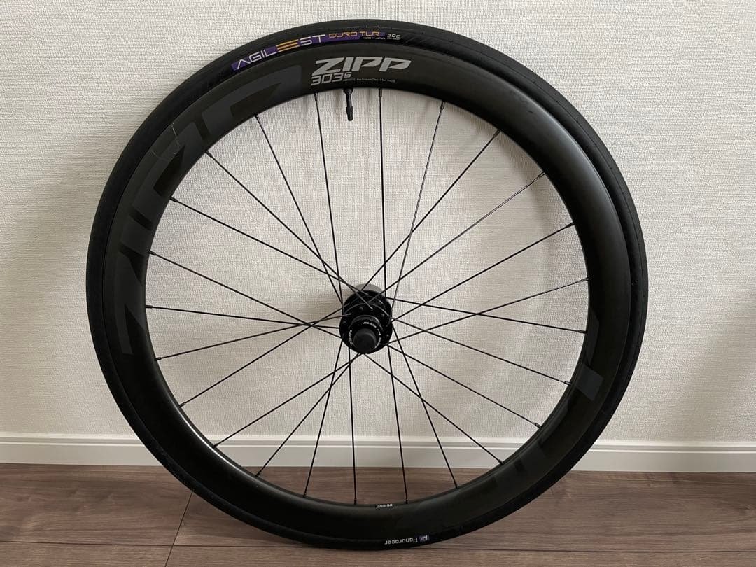 ZIPP 303S DISCカーボンホイールカンパフリー　4分残タイヤ付