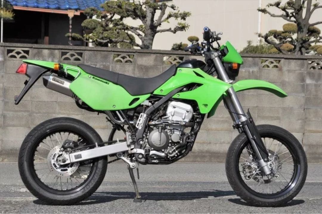 スリップオンサイレンサーカーボン出口DトラッカーO2対応KLX 250