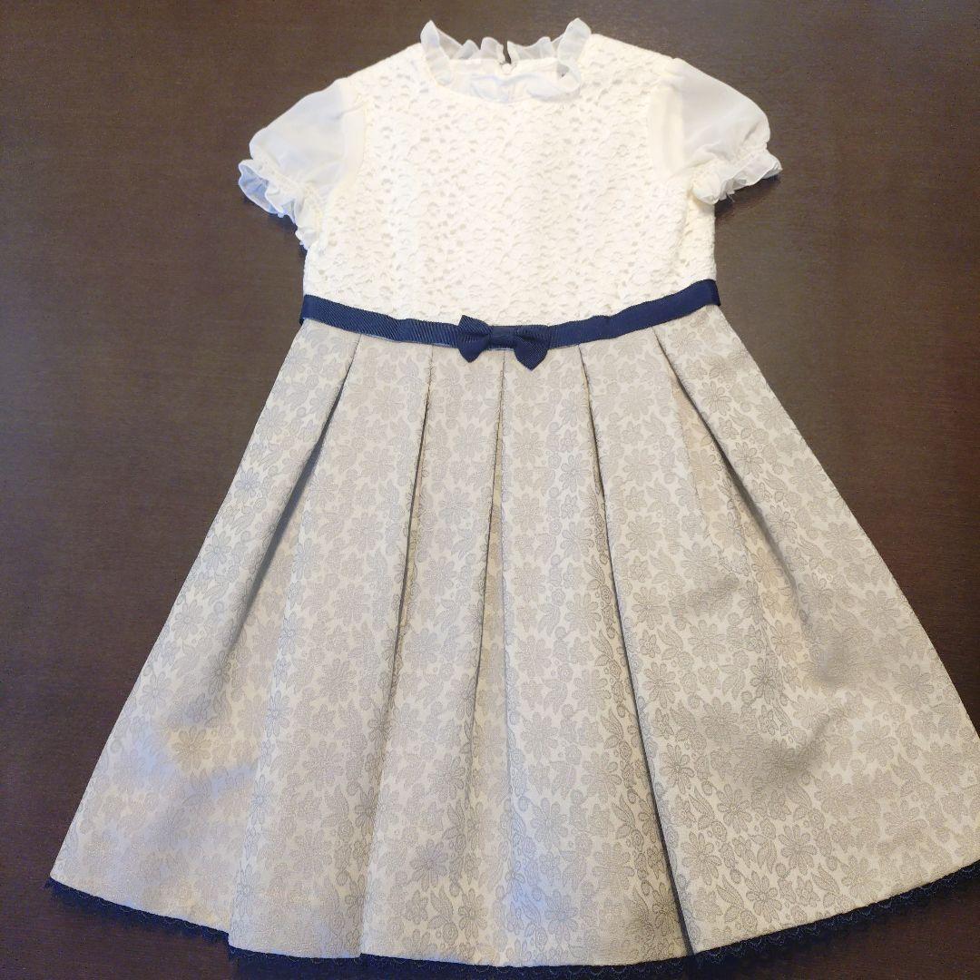 ブレザーとワンピース　120