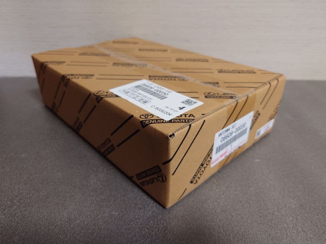 トヨタ純正 アンテナセット 08609-00030　新品未使用