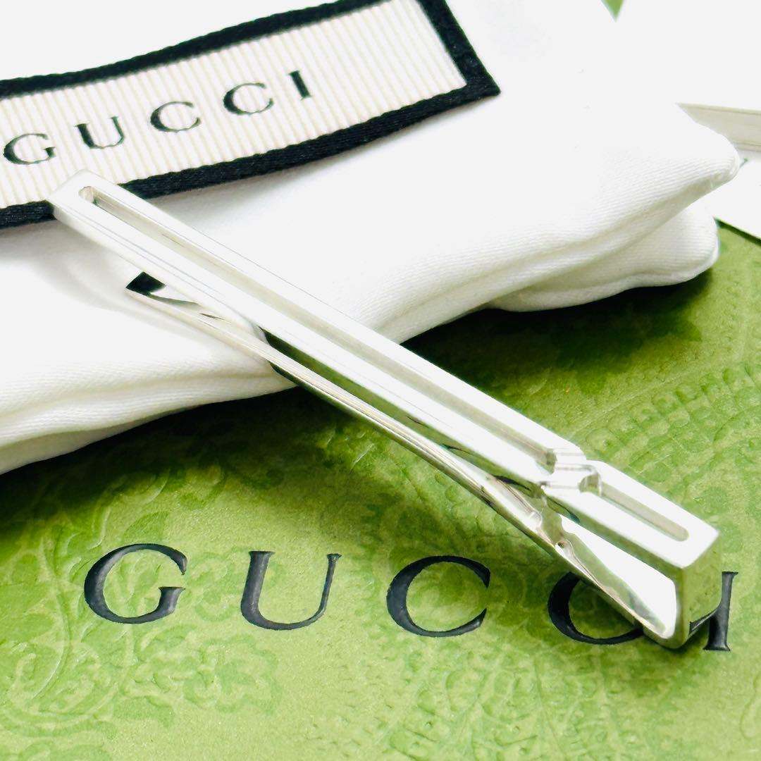 GUCCI　インフィニティ　ノット　シルバー　ネクタイピン　Ag925