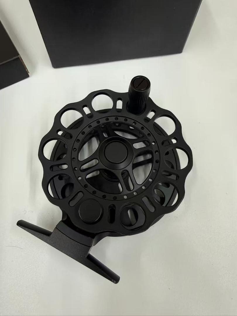 新品　櫻井釣具 マットブラックリボルバー 90 ヘチリール