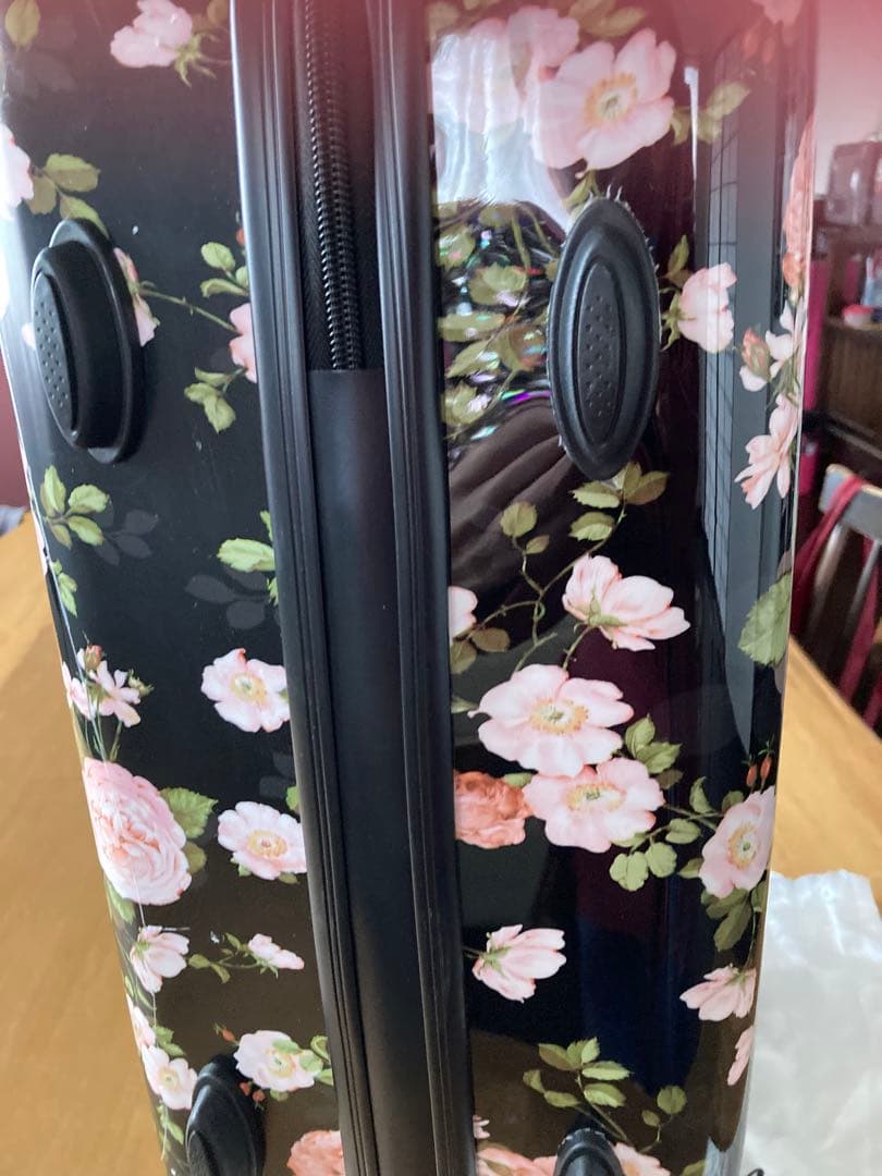 さつぽん プロフお読みください ピンクハウス ♡ スーツケース