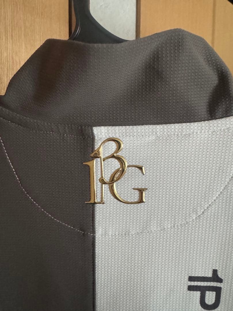 ウノピュウ　レディースモックネック