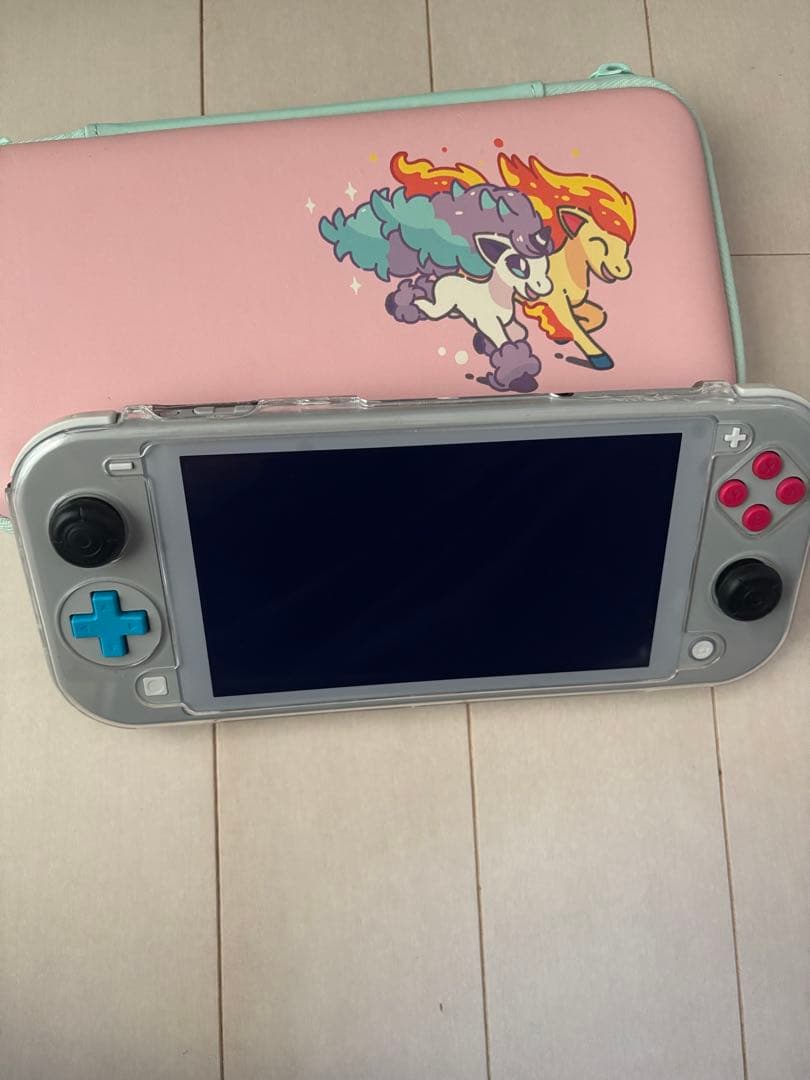Nintendo Switch Lite ポケモン　ケース付き