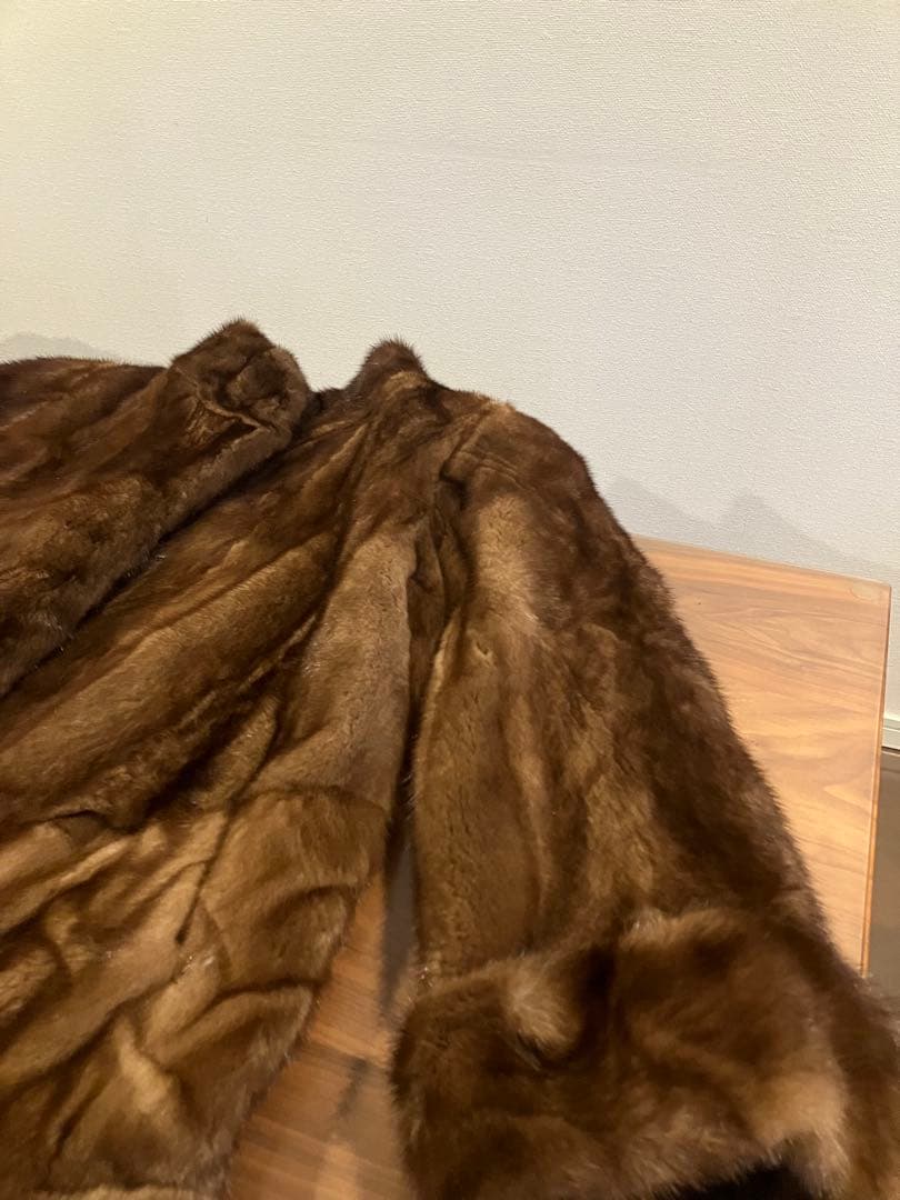 これはSAGA MINK最高級ブラウン ミンクファーコート です
