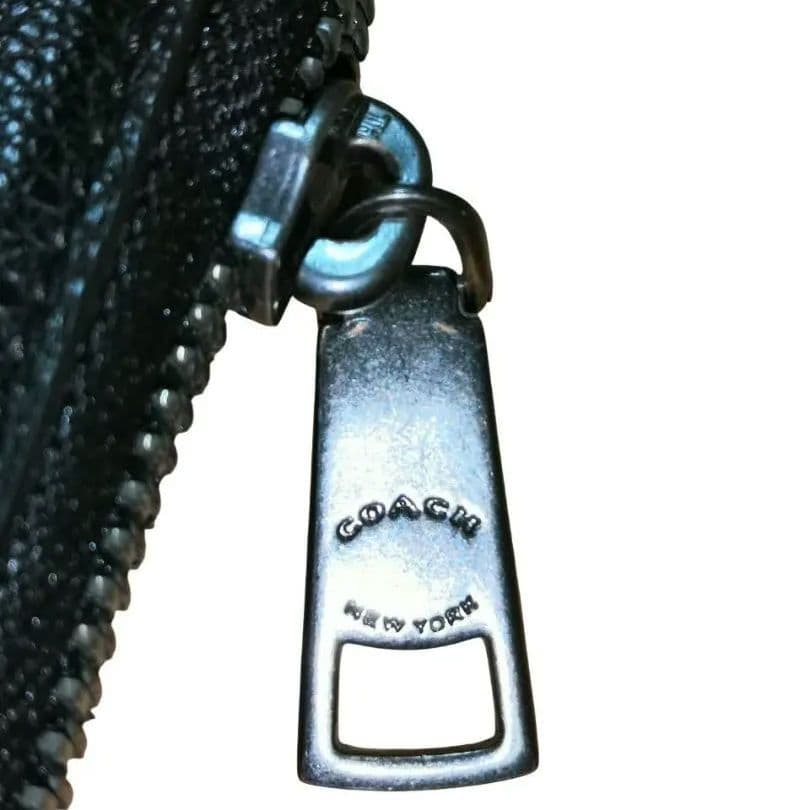 【新品未使用】 COACH 本革ラウンドファスナー長財布 黒