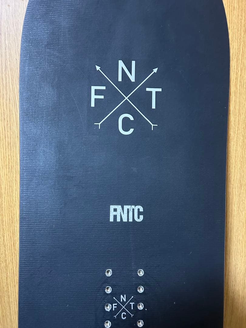 FNTC TNTR 153 スノーボード