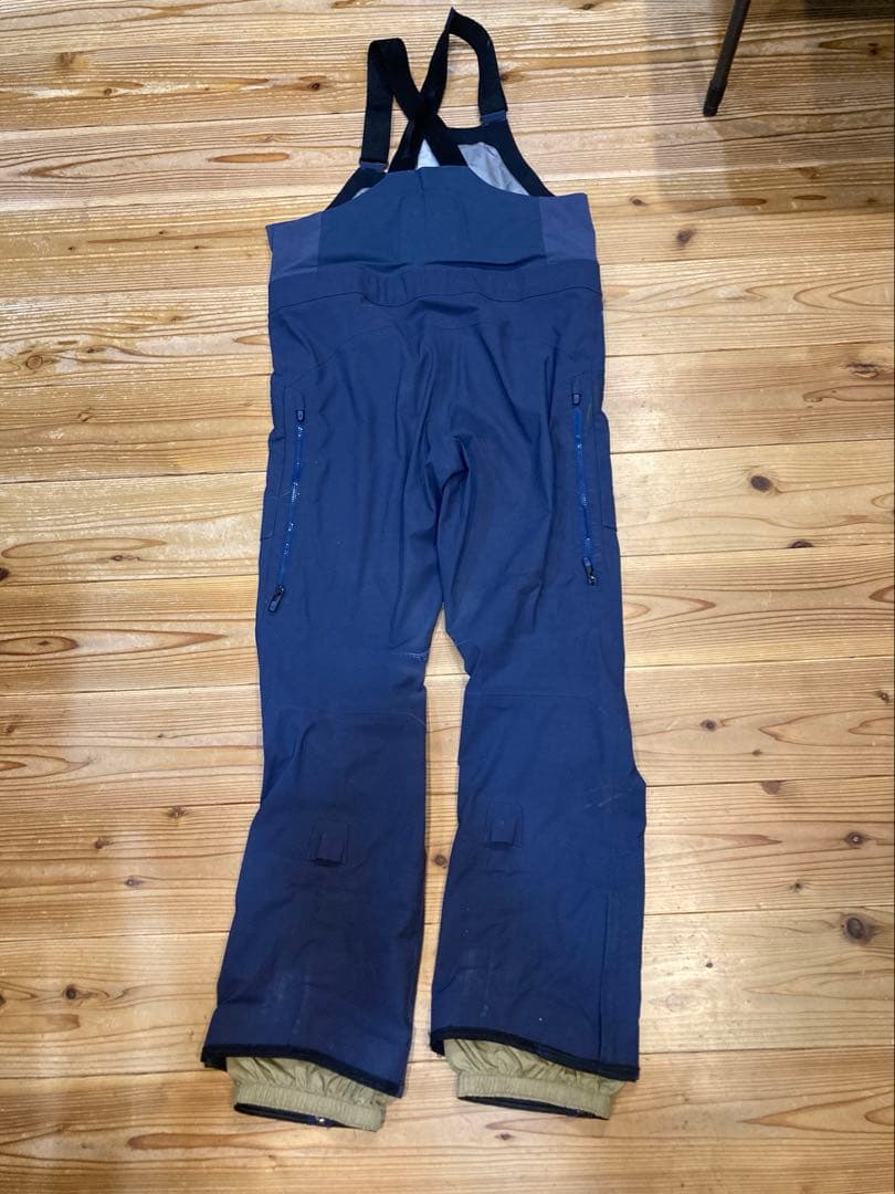Burton AK フリーバードビブ ビブパンツ ゴアテックス スノーボード