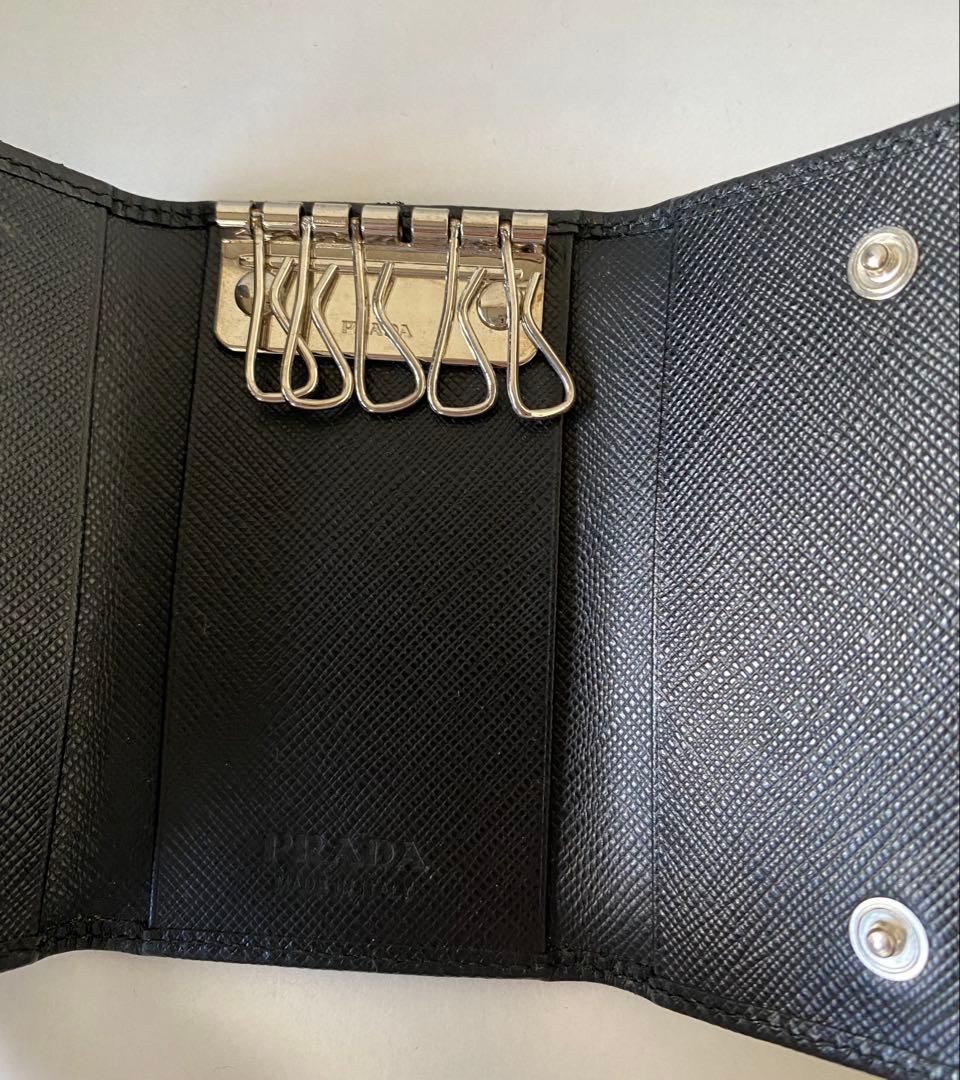 プラダキーケース