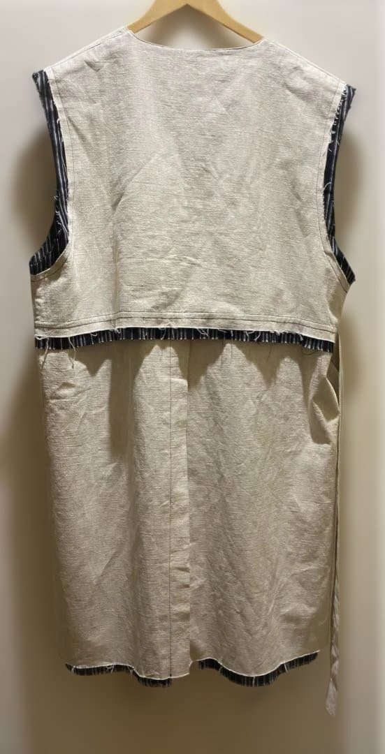 【商品画像アップ】仮面ライダーガヴ　ラキア　着用モデル　ロングベスト　衣装