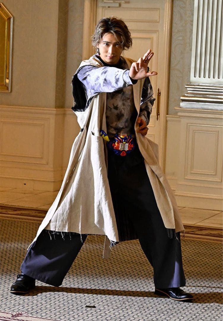 【商品画像アップ】仮面ライダーガヴ　ラキア　着用モデル　ロングベスト　衣装