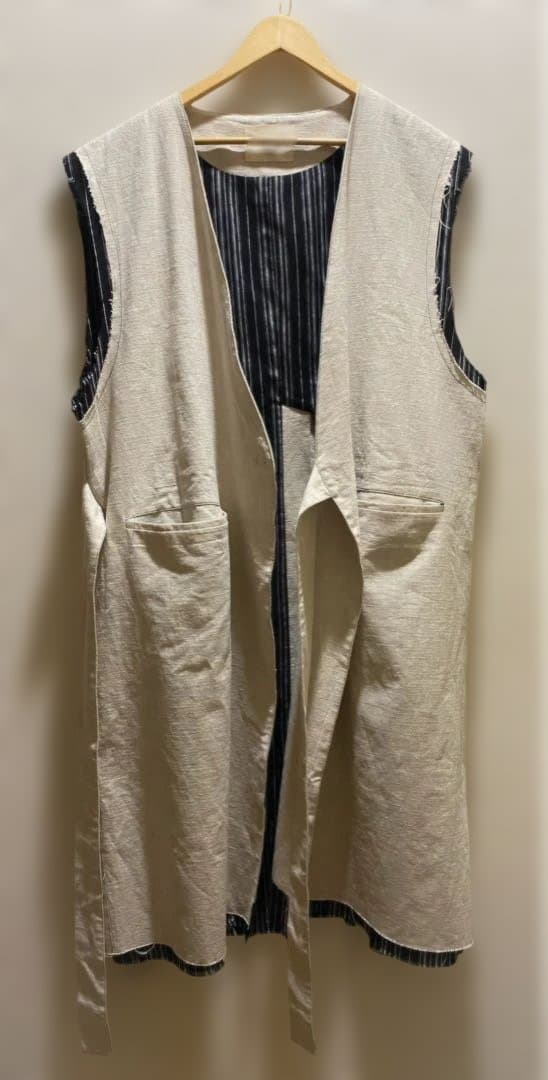 【商品画像アップ】仮面ライダーガヴ　ラキア　着用モデル　ロングベスト　衣装