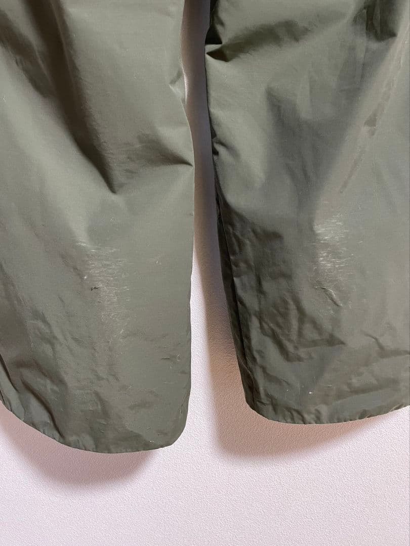 【10月限定大幅値下】オガサカ　デサント　スキーウェア