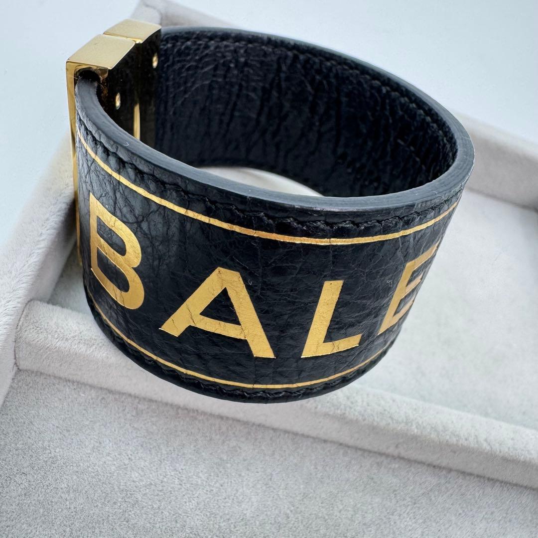 【箱付き】BALENCIAGA バングル　ブレスレット　ゴールド　ブラック　ロゴ